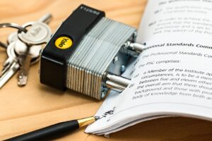 交通事故の免責条項に含まれる危ない文言とは？